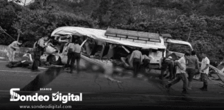 Desgarradora escena en El Rodeo: cuatro policías fallecidos y sobrevivientes se auxilian tras fatal accidente